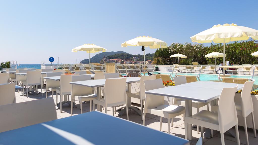 Hotel Montecristo 마리나디캄포 외부 사진